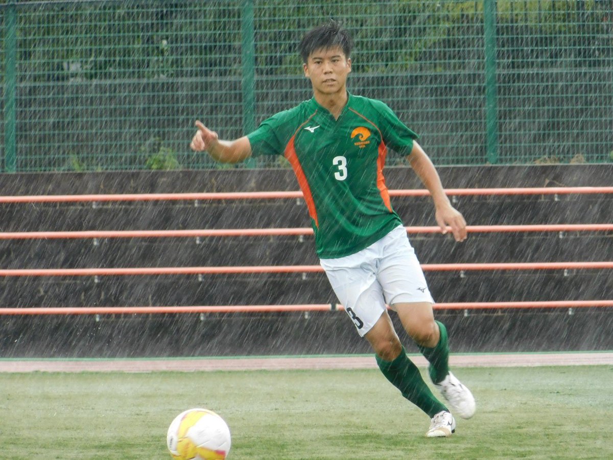 和歌山大学男子サッカー部 新入生紹介 No 3 名前 磯林一 学年 1回生 学部 システム工学部 出身高校 大阪府立佐野高等学校 ポジション Fw Or Sf 好きな芸能人 波瑠 やってるバイト 塾講師 居酒屋 目標 頼れる選手 和歌山大学男子サッカー部 新入生紹介 No 3 名前 磯林一 学年 1回生 学部 システム工学部 出身高校 大阪府立佐野高等学校 ポジション Fw Or Sf 好きな芸能人 波瑠 やってるバイト 塾講師 居酒屋 目標 頼れる選手