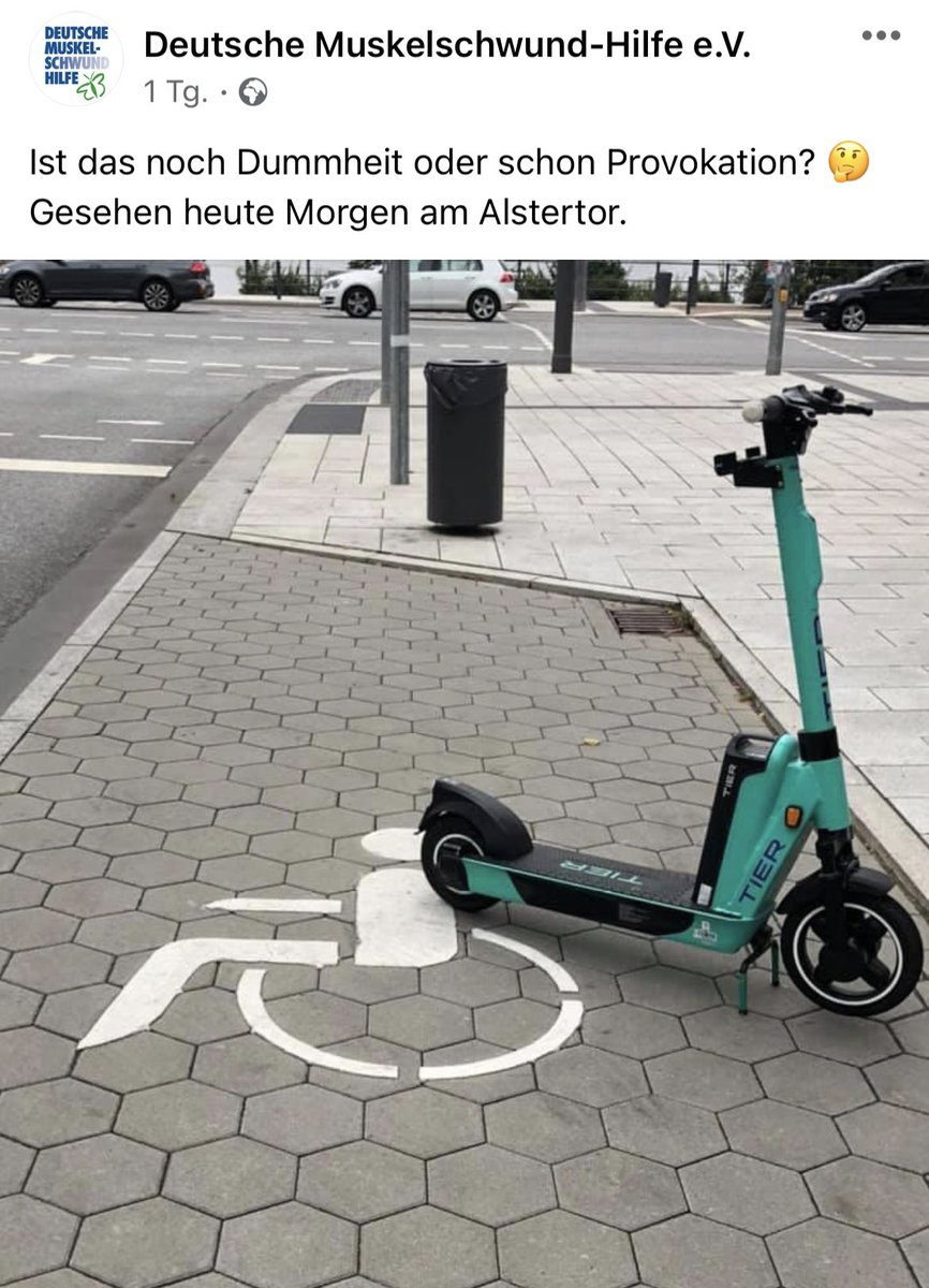 Quiddje2001's tweet photo. @bvm_hh @PolizeiHamburg Das ist auch wirklich dringend notwendig!
Die doofen Dinger stehen nicht nur auf Parkplätzen, sondern überall im Weg rum. Und besser beleuchtet werden müssen sie auch, damit sie von Autofahrern rechtzeitig gesehen werden können. https://t.co/HGFg42O351
