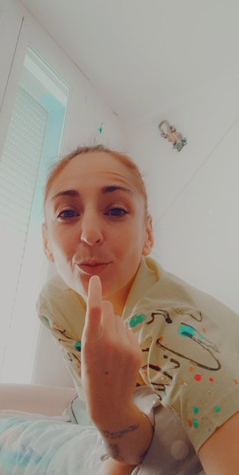 Apr&egrave;s mon caf&eacute; je veux jouir 💦🍆 10h30 rejoins moi sur https://t.co/VdDMwABtBo @merryl_queen @StreamateFrance<a href="/tag/feedmyfans"class="tags"><span>#feedmyfans</span></a>