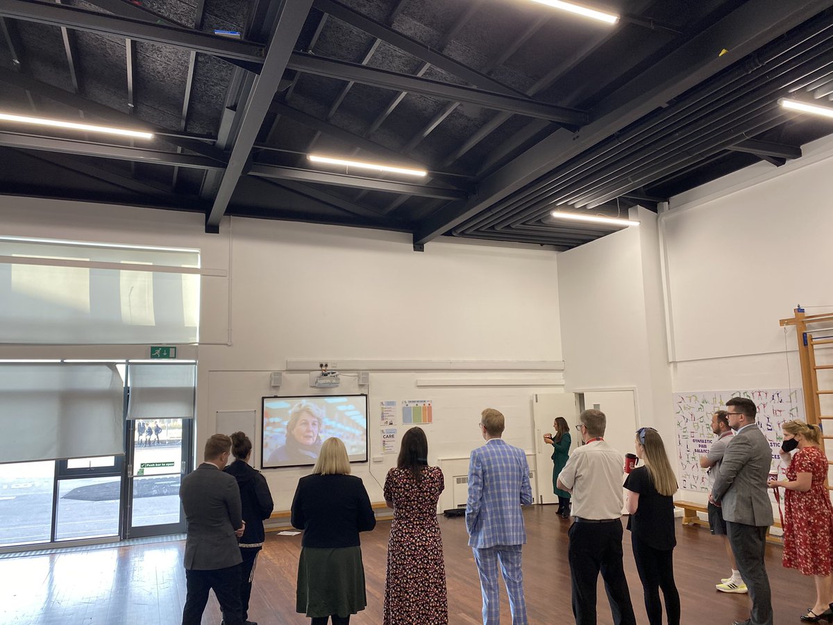 UnityTandL's tweet image. @MrsWhitehead_93 kicking us off with the first snap, share and discuss of academic year. Talking to staff about the new literary canon. 

#sharingiscaring #IUWS