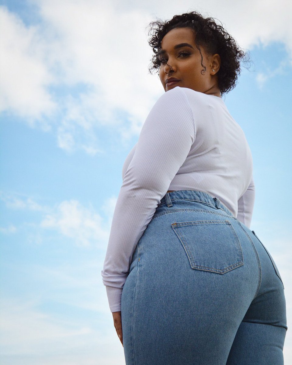 L F • V I S U A L S tweet media