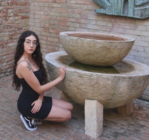 softbink's tweet photo. Aiuto-quale posto su ig? https://t.co/wDXkS8lg2d