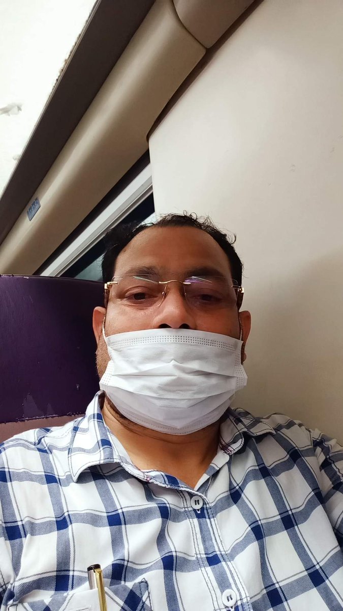 iamsantoshsahni's tweet photo. चलते फिरते हुए महताब दिखाएँगे तुम्हें..
हमसे मिलना आज ‘इलाहाबाद’ दिखायेंगे तुम्हें...
#JaiVIP
@YuvaMorchaVIP @VIPPartyIndia
@NishadLautanram @sonofmallah https://t.co/bCpbnybcRU