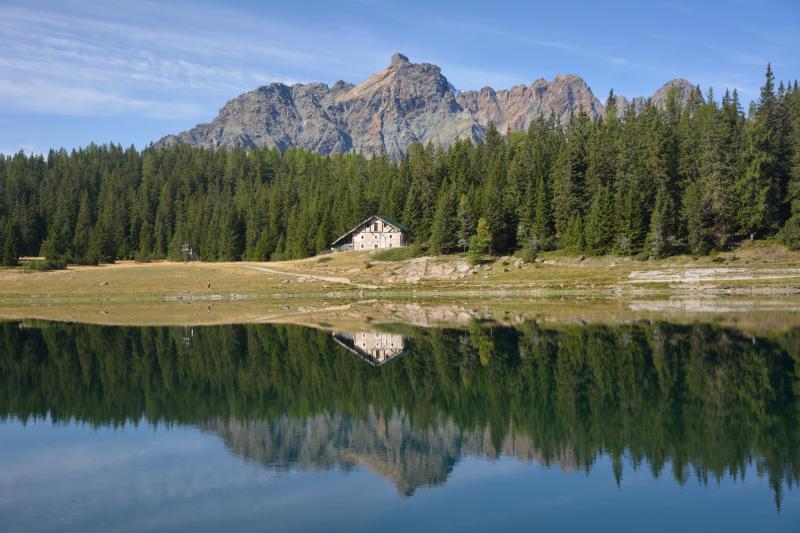gianolinibike's tweet photo. L'anello  del Monte Roggione è un #trekking che vi porterà alla scoperta di uno  dei luoghi più belli della #Valmalenco (#Sondrio): il Lago Palù. Dal lago si  prosegue per il Bocchel del Torno, l'Alpe di Campolungo e il Rif. Motta. Maggiori dettagli su: https://t.co/tdB3mnPQdE https://t.co/SRDaCCvUjd