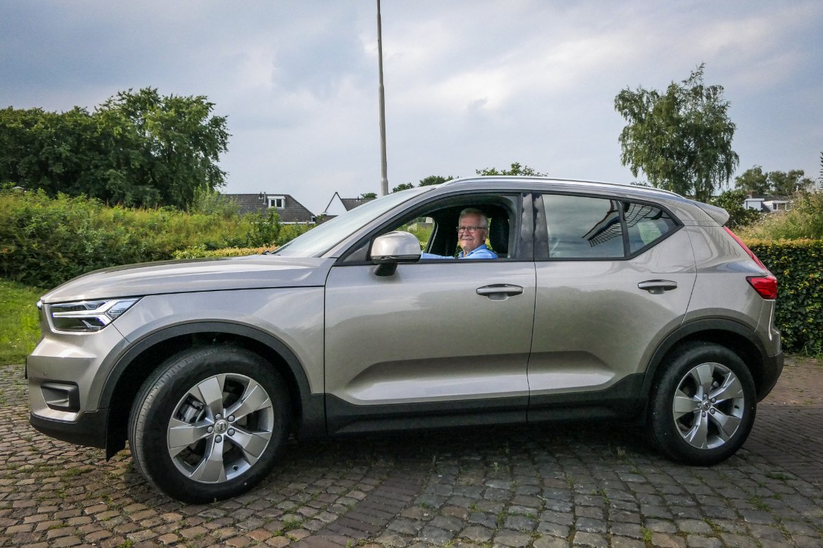 𝗡𝗼𝗼𝗶𝘁 𝘁𝗲 𝗼𝘂𝗱 𝘃𝗼𝗼𝗿 𝗣𝗿𝗶𝘃𝗮𝘁𝗲 𝗟𝗲𝗮𝘀𝗲: klant Tiny Smits (85) vertelt.
➡️ Lees het interview met Tiny op onze website via: bit.ly/2Xq6vn0

#volvo #xc40 #privatelease #blijeklanten
