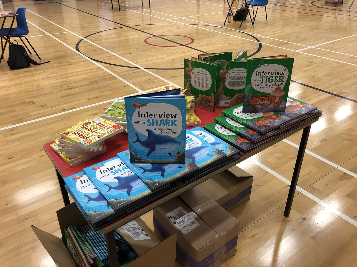 mrsgisborne's tweet photo. Andy Seed sharing his wealth of knowledge with Years 2-4 this morning. @andyseedauthor #EagleHouseLitFest21 #ChildrensBooks #interviewwithatiger #interviewwithashark https://t.co/lbmZgeMNlu