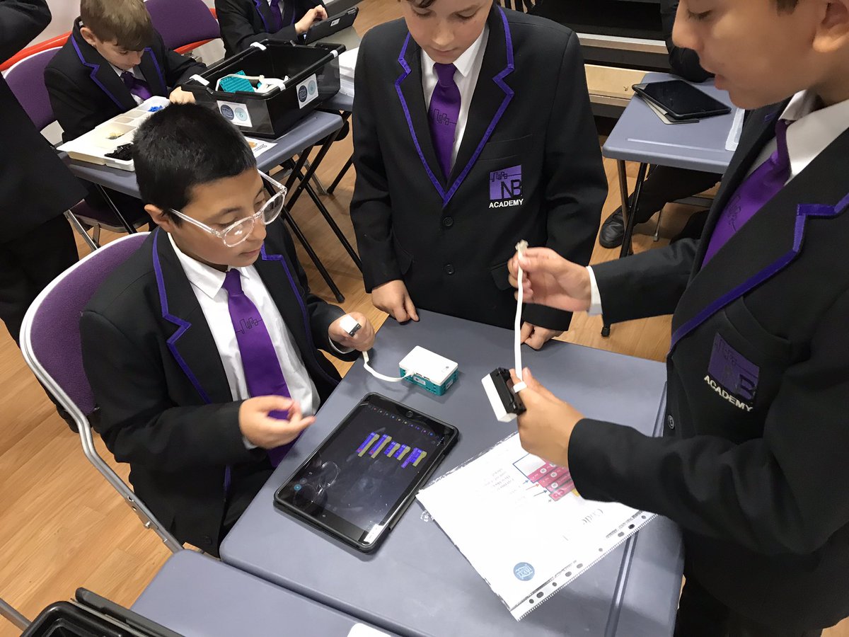hyetteducation's tweet photo. Y7 students @NBAcademy @EducationEACT in #Birmingham have made a really positive start to #RAFMightyMinds today courtesy of @rafyouthengage . Students have coded their hubs & are learning to use sensors with their bots. #STEM #coding #ks3 #robotics #education @LEGO_Education https://t.co/LFH9WiYITa
