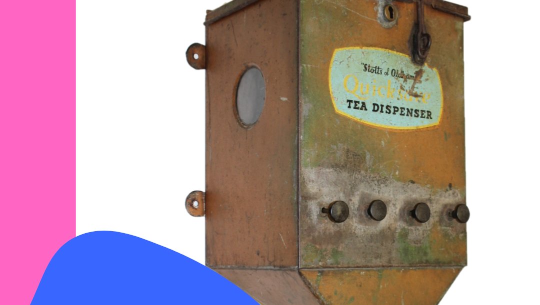 GalleryOldham's tweet photo. We have plenty of lovely objects in our collections related to our obsession with a good cuppa. Local firm James Stott, who made this water boiler and tea dispenser, was at the forefront of the brewing business.
#archive #HODs #EdiableEngland #cuppa #teadispenser #LoveOldham https://t.co/octzVxHsTV