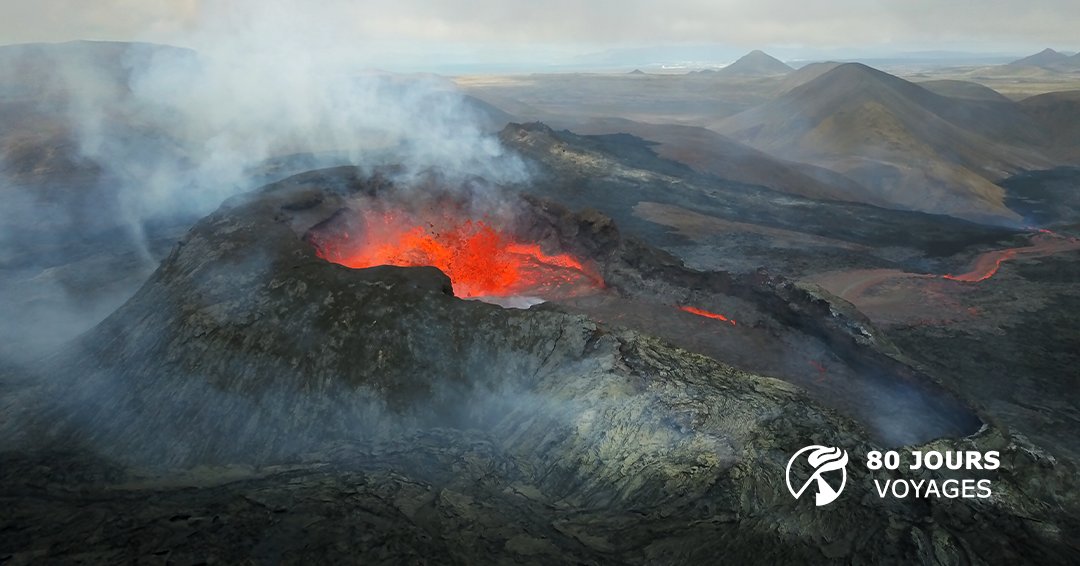 jours_80's tweet photo. Interviews du volcanologue Jacques-Marie Bardintzeff et du gérant de 80 Jours Voyages Sylvain Chermette !

https://t.co/3bS8OE9kmG

#voyage #volcan #interview #islande https://t.co/bhigqlCNHw