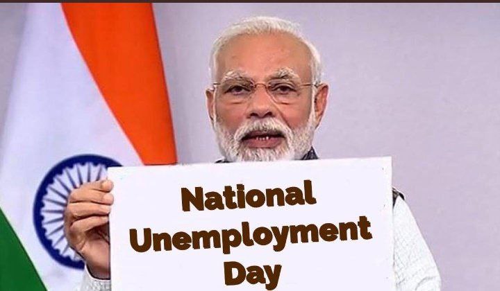 pandey_amrish's tweet photo. प्रधानमंत्रियों के जन्मदिन को एक खास दिवस के रूप में मनाने की रवायत रही है।

ऐसा लगता है कि भविष्य में मोदी जी के जन्मदिन को "झूठ दिवस" के रूप में मनाया जाएगा।
मोदी जी भारतीय इतिहास के सबसे झूठे प्रधानमंत्री हैं।
#NationalUnemploymentDay #राष्ट्रीय_बेरोज़गार_दिवस #मोदी_रोज़गार_दो https://t.co/AQU6CDiOxR