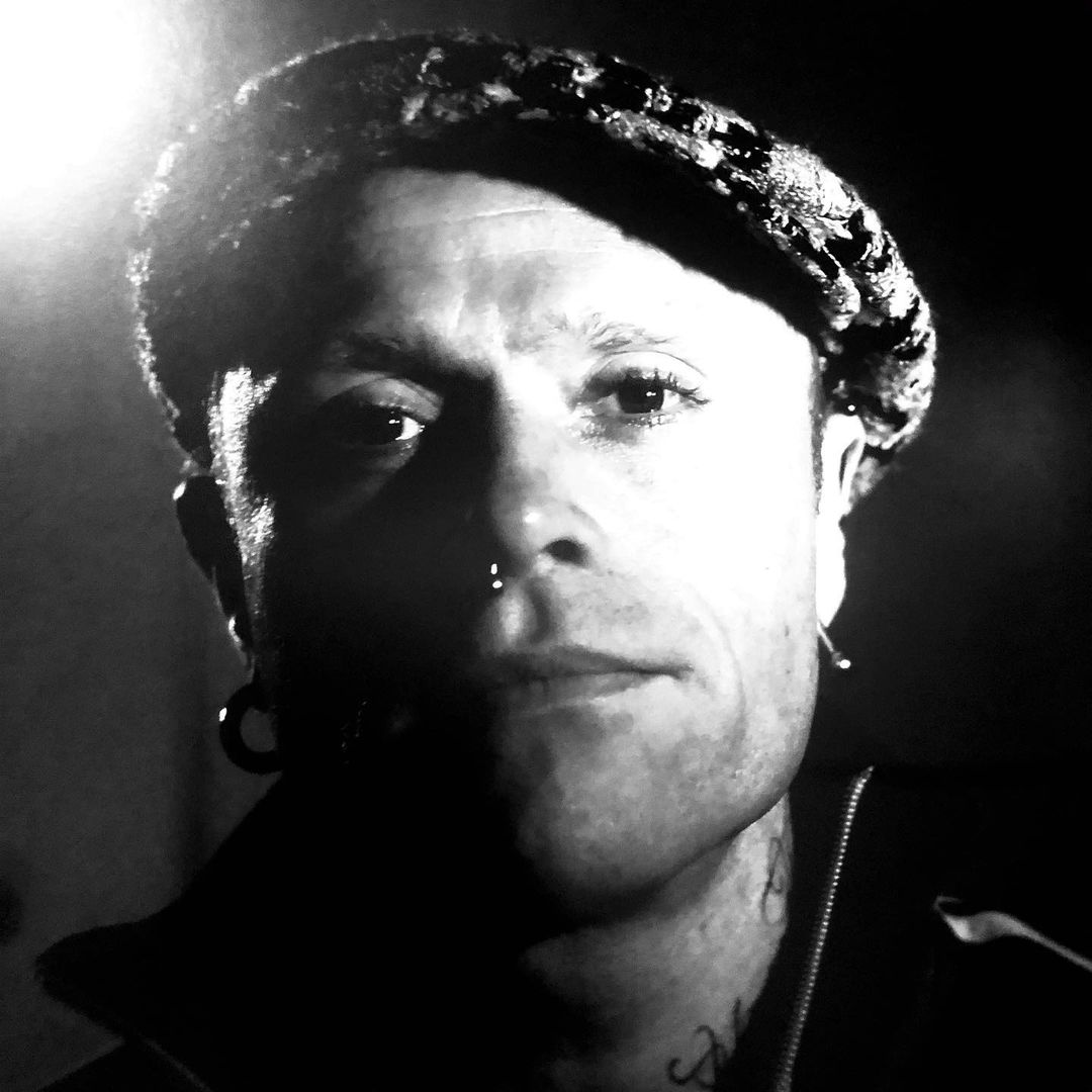 the_prodigy's tweet image. HAPPY BIRTHDAY TO OUR BROTHER KEEF !
Time passes but your light burns strong ,
We think of you everyday man wishing you were here ,,,
We will raise a few glasses and roofs for you tonight brother ,
LH and MAXIM X
#raisetheroof
#weliveforever
#purefire