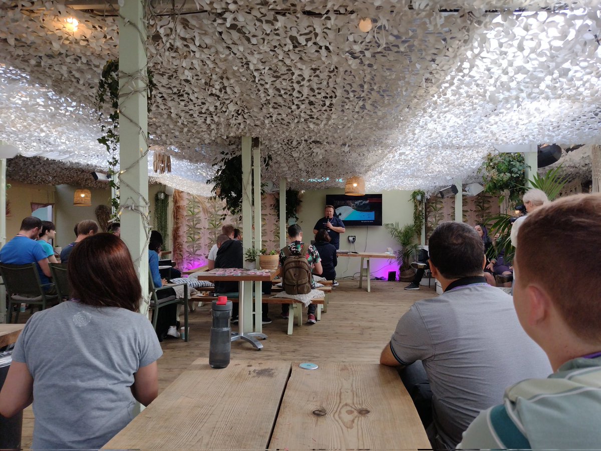 How to spend a Friday - at the beach in London, of course!

Great to be at @halfstack2021 today!

Thanks <a href="/hostedby20i/">20i</a> for the tickets

#Beach #HalfStack #Fulham #TeamRoseblade