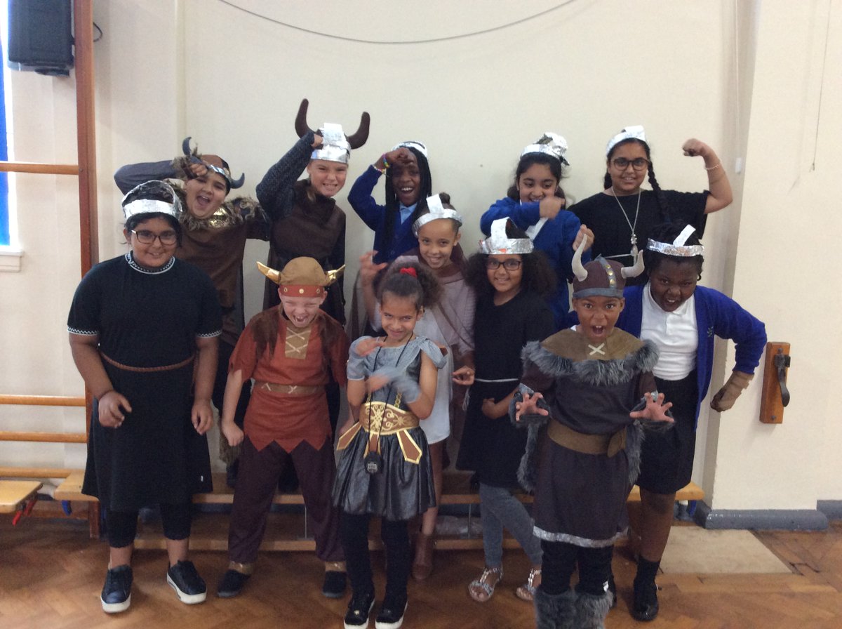 Year 5 look fabulous in their Viking outfits today. This term, they are learning about the reasons why the Saxons and Vikings invaded Britain. Don't forget to ask them about their learning.
#VikingRoar