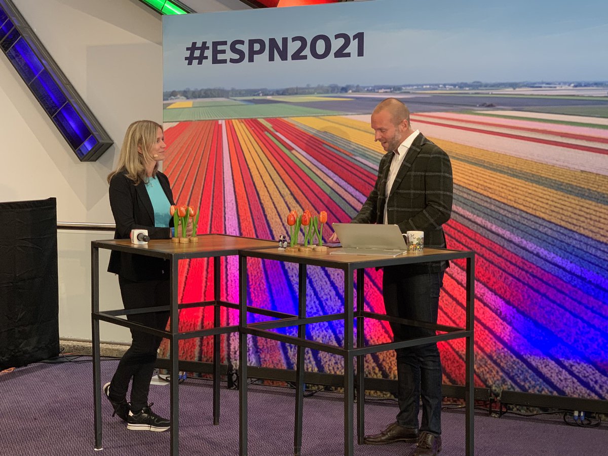 TweetRedacteur's tweet photo. Talking with &amp; about patients, but don't forget the family. In studio show, Mirjam de Graaff, sister of Bart. He was one of Holland’s most famous and energetic kidney patients. Founder of 
the Dutch TV channel BNN, who sadly passed away in 2002 at the age of 35. #espn2021 https://t.co/NZ6WBfZYew