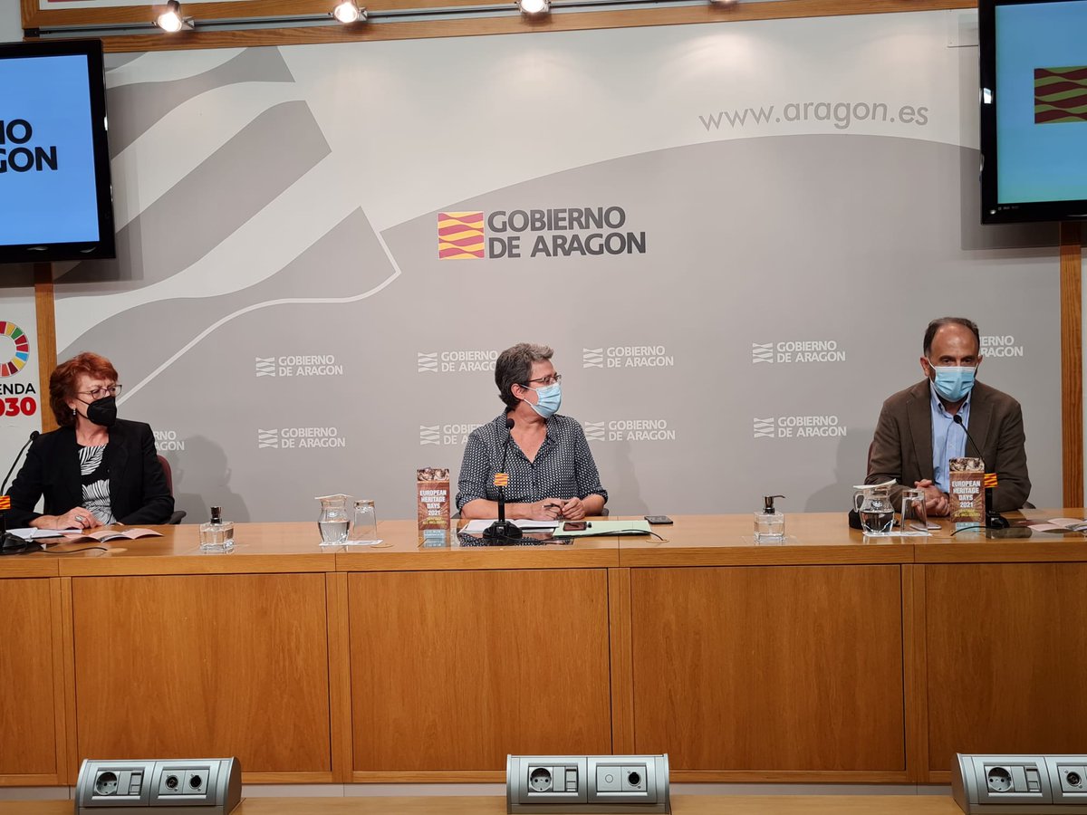 unizar's tweet photo. Concha Lomba, directora @iphunizar, @j_clozano director @catedragborras y Marisancho Menjón, D.G. Patrimonio @GobAragon  presentan los actos  en #Aragón de los #EuropeanHeritageDays #EHDays donde se abordarán cuestiones de género y accesibilidad relacionadas con el #Patrimonio https://t.co/x0RJjW9A3u