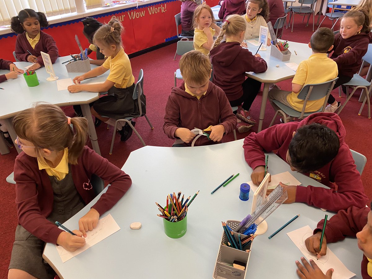 Illtyds_RC's tweet photo. Blwyddyn 3/4 enjoyed watching the @CAFOD Go Green assembly this morning. We had a great discussion about how we can save the planet and made our own green pledges. 💚 🍃#CAFOD #CAFODGoGreen #article24 @CAFODSchools @CAFODSouthWales https://t.co/9jarHh6XjT