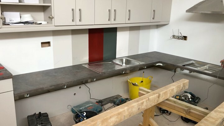 PBArchitecture's tweet image. Test driving the new accessible cookery facilities at our project at Royal Hospital Chelsea. #goingup #peregrinebryant #royalhospitalchelsea instagr.am/p/CT6rtBoAIm9/