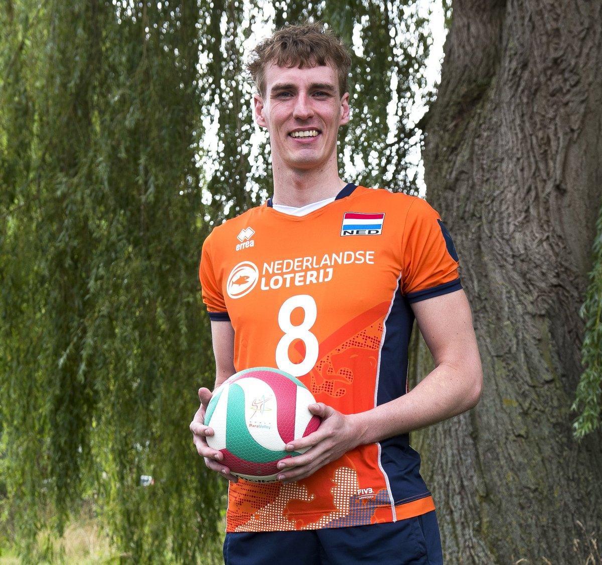 Nog één maand te gaan tot de Europese Kampioenschappen in Turkije! 🏐🔥

Foto © Marnix Schmidt