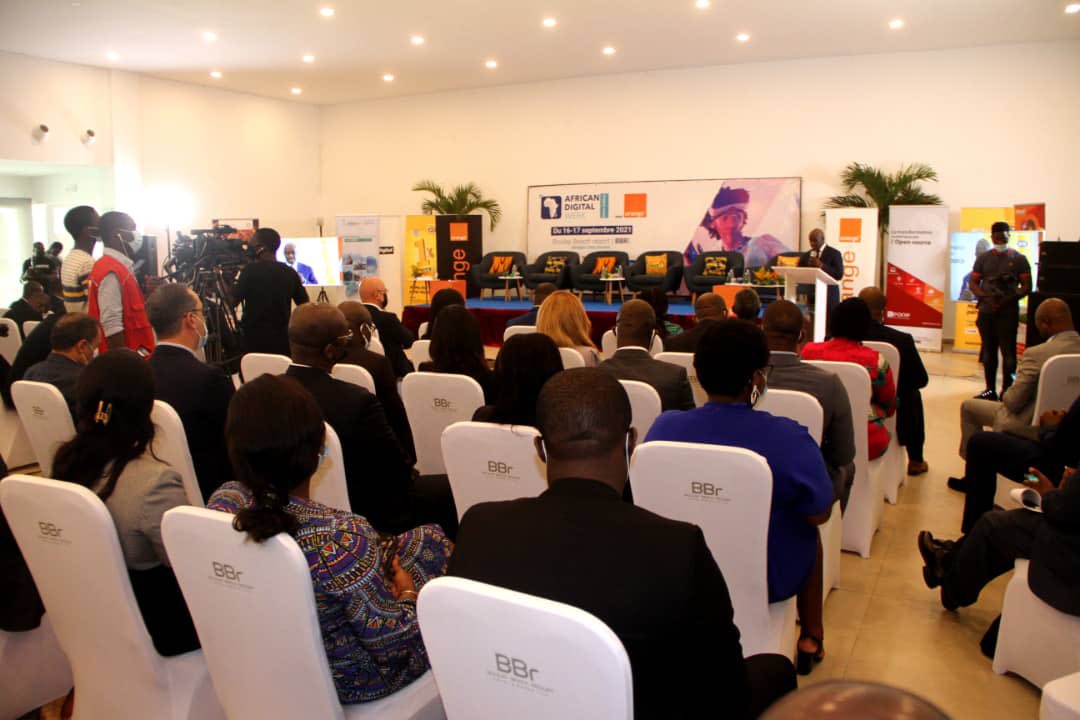 J'ai procédé hier à l’ouverture de l’African Digital Week (ADW) sur le thème «l’Afrique Augmentée».

L’ADW est un forum de partages d’expériences, de formation et d’exposition du savoir-faire des compétences locales sur les TIC.
J'ai réaffirmé ma disponibilité à travailler avec…