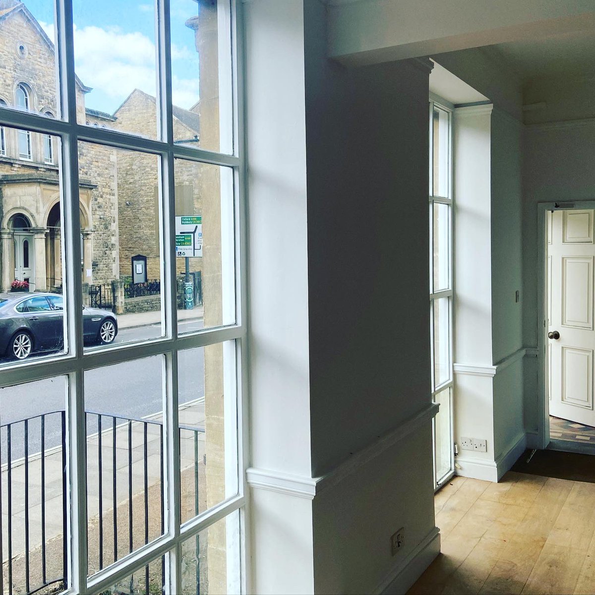 Some super exciting news for a Friday Morning. Wsigned the lease on a beautiful old property in West Street, Chipping Norton. Full of character and ceiling high windows, it’s a great spot to meet and break bread.

#chippingnorton #bakery #sourdough #cotswolds #coffee