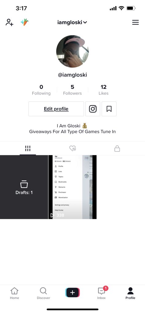 IAmGloskii's tweet photo. @NBA2K Go Follow My Twitter &amp; Twitch &amp; Tik Tok I Do Free Give Aways Every Day You Don’t Wanna Miss Out The Proof Is In The Pudding Check My Twitter Page Thank You 🚀 https://t.co/JaSYFZwlP6