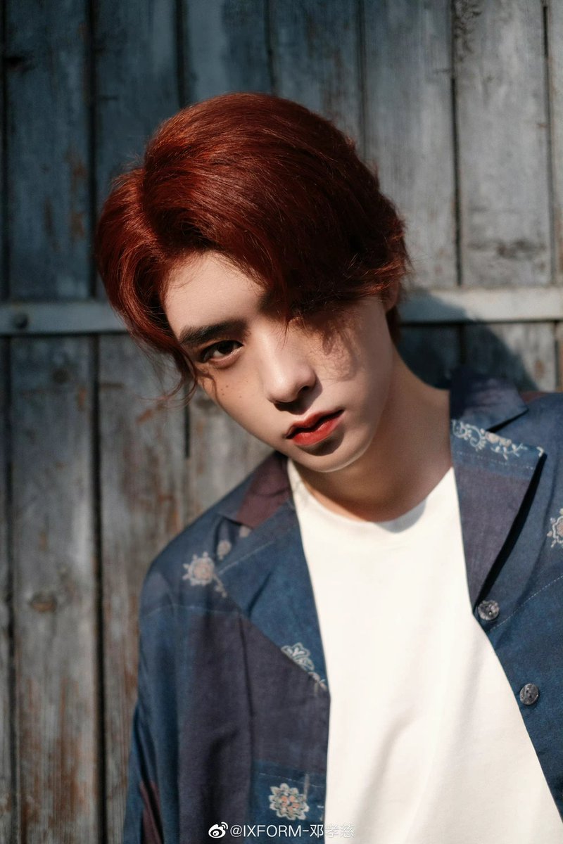 ixformation's tweet image. something about xiaoci with red hair 🤤🤤