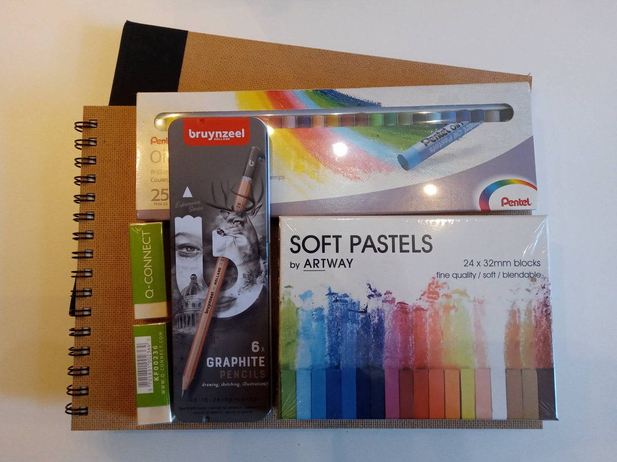ForeonShop's tweet photo. Get this art pack for £25
2 A4 Enviro landscape sketchbook
( 1 hardback, 1spiral)
- Pack of 24 soft pastels by artway
- Pack of 25 Oil pastels by artway
- Bruynzeel graphite pencil set off 6
( HB, 1B, 2B, 4B, 6B, 8B)
#artway #artkit #art_community #artset #art #artstudent https://t.co/jTP33CIWlj