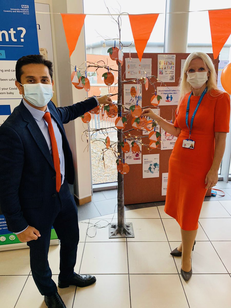 Leading the way with their pledges for safety @UHCW_CQO <a href="/UHCW_Quality/">@UHCW_Quality</a> Having senior support for Safety is so important #grateful #inspiring #WorldPatientSafetyDay2021 <a href="/nhsuhcw/">UHCW NHS Trust</a>