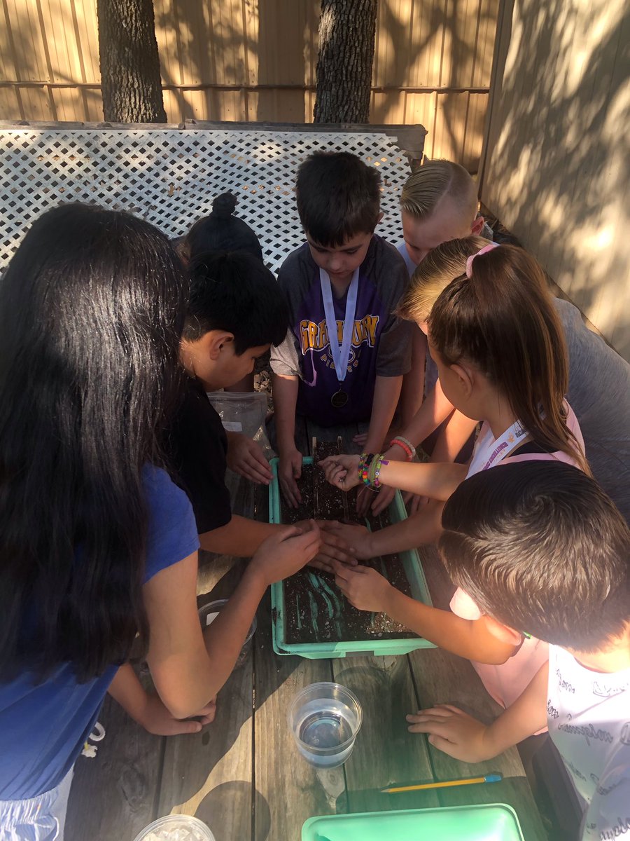 Lots of learning happening today at OWS: 2nd graders in the 3D shape Zone! And 5th graders exploring landforms! #lifeisgoodatoakwoods