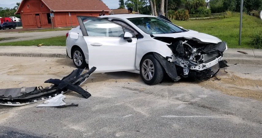 This morning at 9:54 a.m. #FMFD #Battalion11 &amp; #Truck11 responded to a motor vehicle accident with a rollover at the intersection of Dr. Martin Luther King Blvd and Veronica Shoemaker Blvd. One person was transported to the hospital with minor injuries.