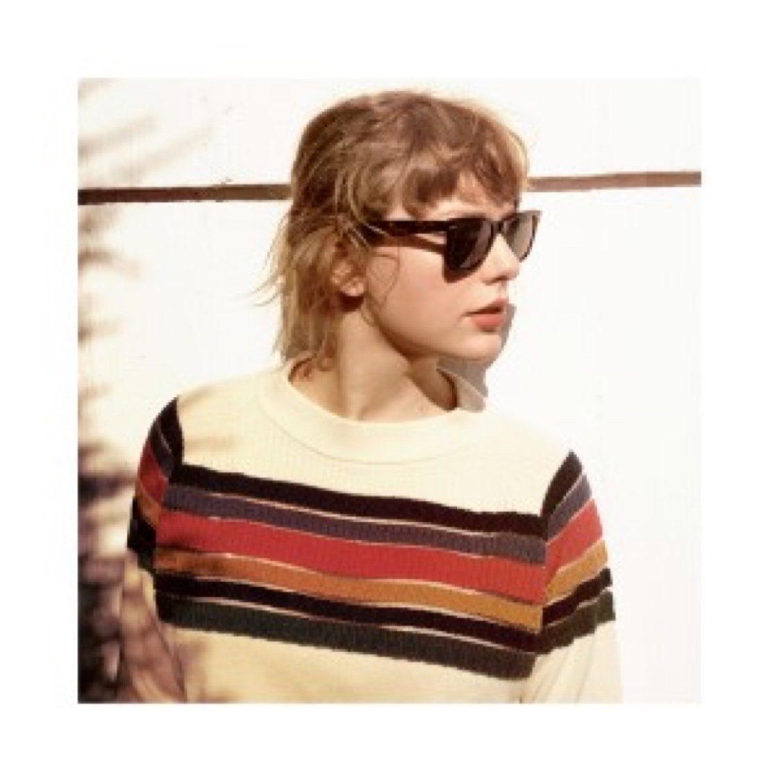 TSwiftFranceFan's tweet photo. #INFO: #WildestDreamsTaylorsVersion est #1 sur iTunes US! Taylor étend ainsi son record de l’artiste avec le plus de #1 aux Etats-Unis depuis la création de la plateforme et atteint la barre symbolique des 50! https://t.co/rTXW1lum6F