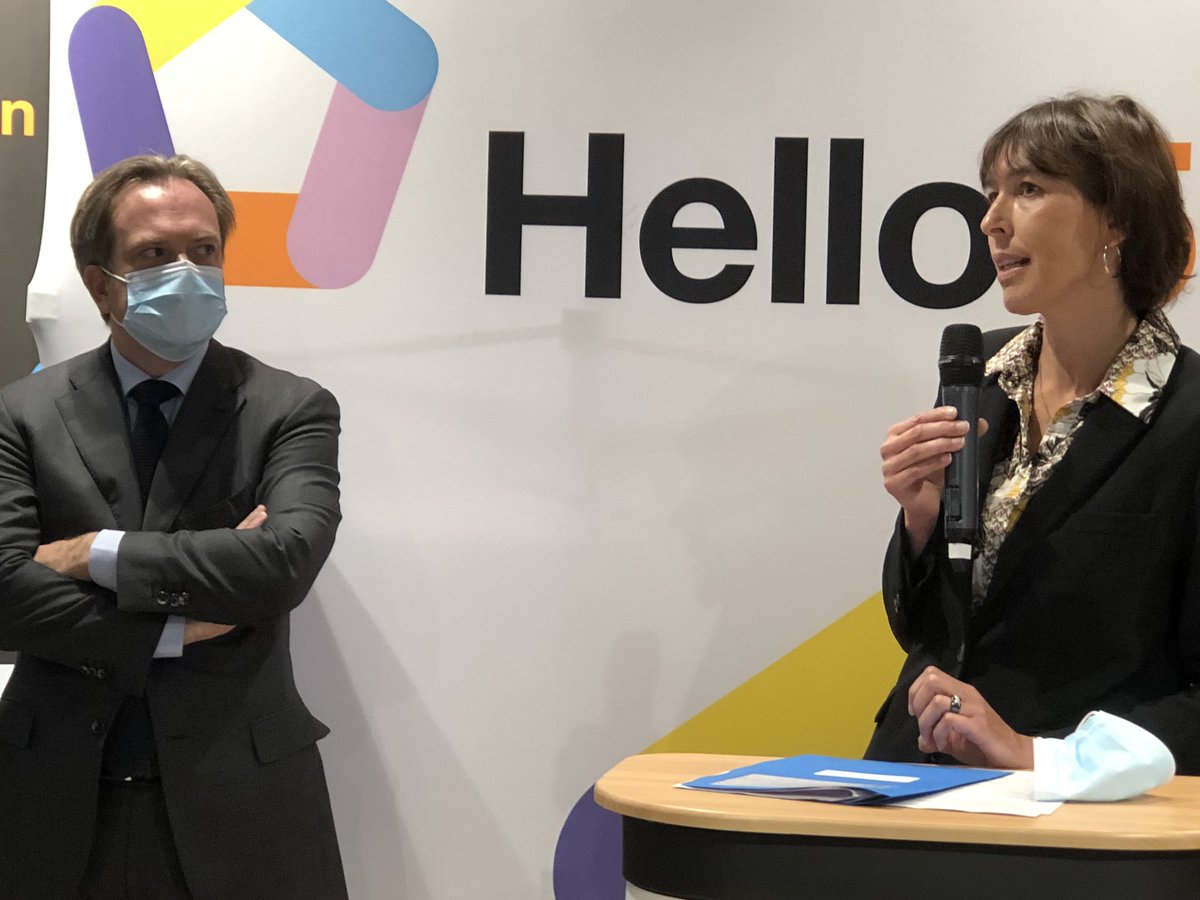 Belle affluence à <a href="/a_saint_quentin/">Saint-Quentin</a> pour le lancement de la #5G Orange !

Merci <a href="/MacarezF/">Frédérique Macarez</a> <a href="/AggloStQuentin/">Agglo du Saint-Quentinois</a>, ainsi que Mme la Sous-préfète <a href="/Prefet02/">Préfète de l'Aisne</a> et les start-ups <a href="/_K_LAMAR/">K-LAMAR 🦑</a> et Moka Tourisme.

Venez rencontrer les excellents conseillers de notre boutique de centre-ville!