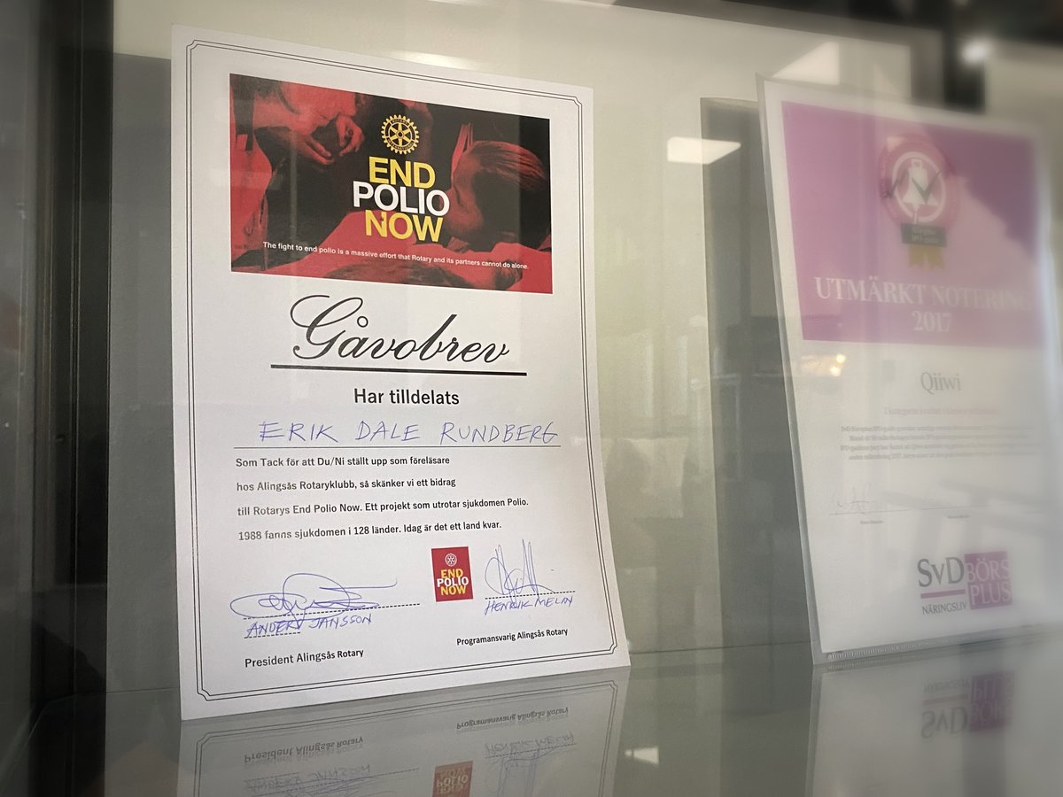 Qiiwi's tweet photo. We are thankful for the gift we received today after a company presentation at Alingsås Rotary Club. The gift was a gift charity letter in Qiiwis name to the “Rotarys End Polio Now” project. A project that aims to terminate the Polio disease. https://t.co/CB4E8UCe5B