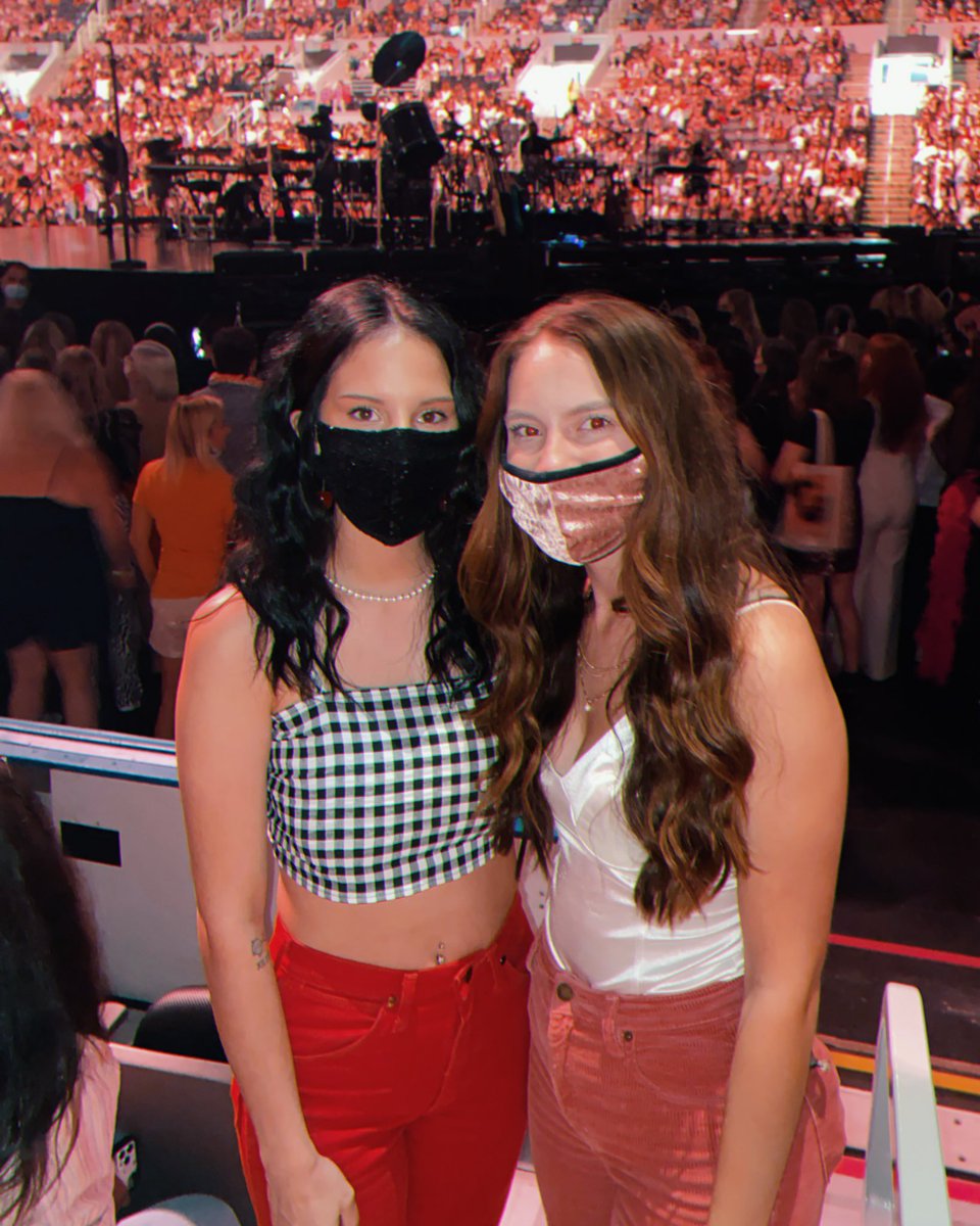 garoutte_kayla's tweet photo. 🍒LOVE ON TOUR ST. LOUIS🍒 https://t.co/0PKCtd2blq