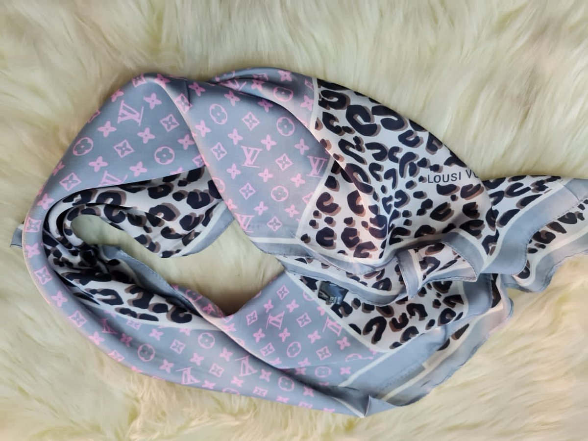 Hello tini-Twitter I am selling the following items;
Oil based perfumes <a href="/100/">One Hundred</a>.00 each ( available choice, Dunhill desire blue, Gucci rush, 212 VIP)
2. Boyfriend Jean's @ 220.00 sizes available 34&amp;36
3. Doek @ 60.00 
I'm in Matsapha, Mathangeni