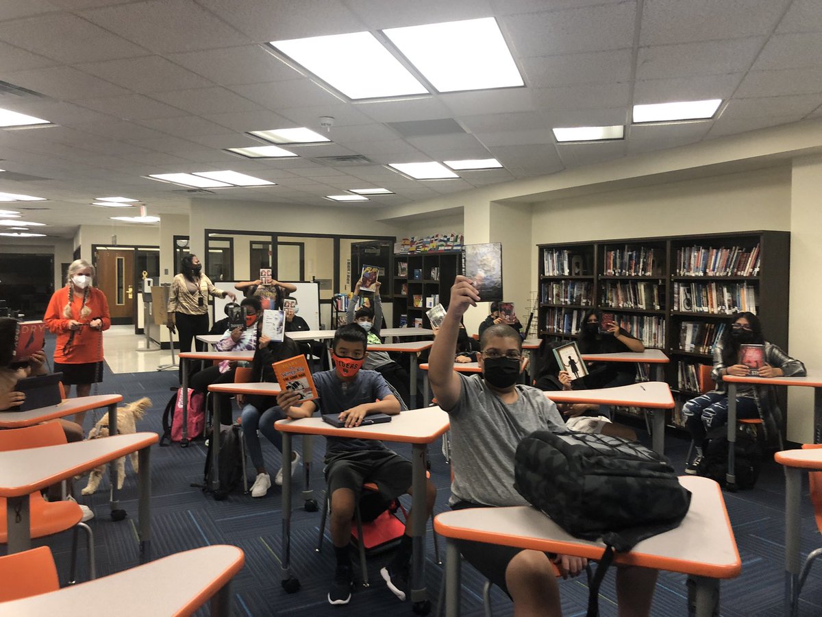 HighlandsMS_WP's tweet photo. We are so happy to be back in the library! @ClareSmith20 @cciofolo #checkingoutbooks #WPProud https://t.co/3K6bFaBMBl