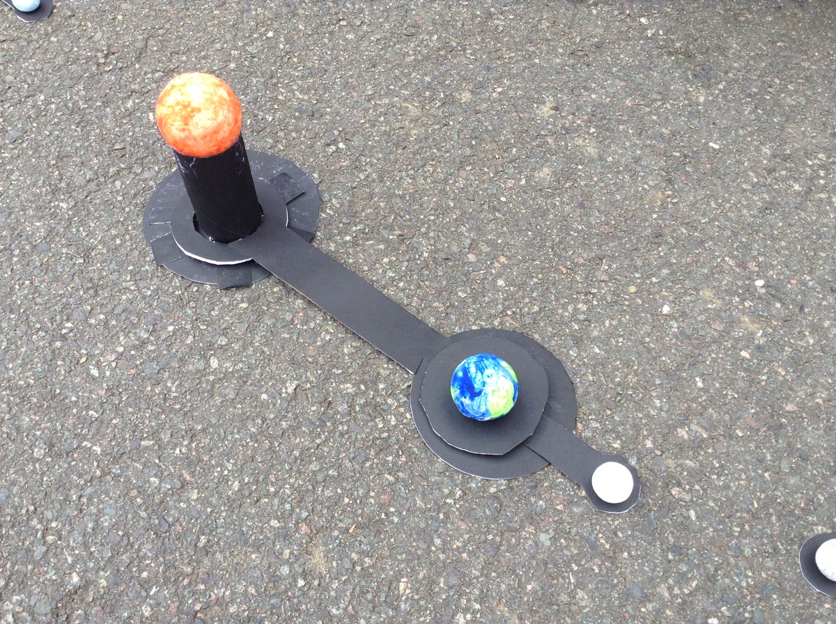 WooldenHill's tweet photo. Year 5 are OUT OF THIS WORLD!
Today, Year 5 made 3D models of the Earth, Moon and Sun. Then they created a video demonstrating their understanding of the relationship between them. #futurespaceexplorers https://t.co/MrKI7jMWQf