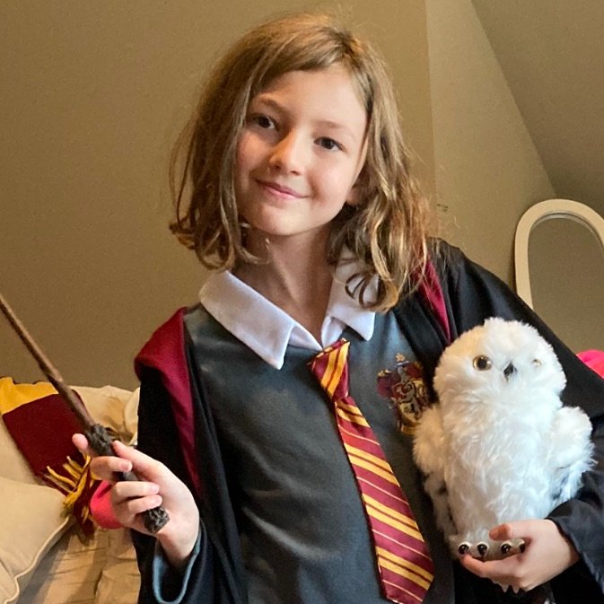 Our at-home friends are dressing up too! Thanks for joining us to read on Zoom.