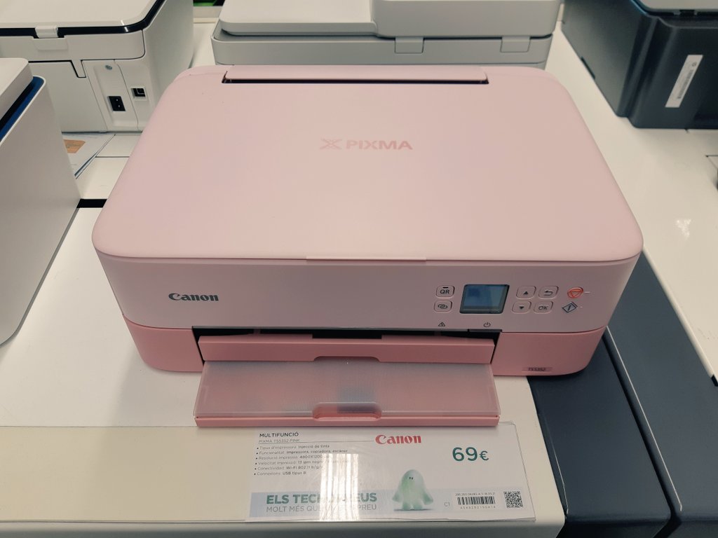 PrintCebrian's tweet photo. 50 likes y me compro esta cucada https://t.co/xZc0uztd6d