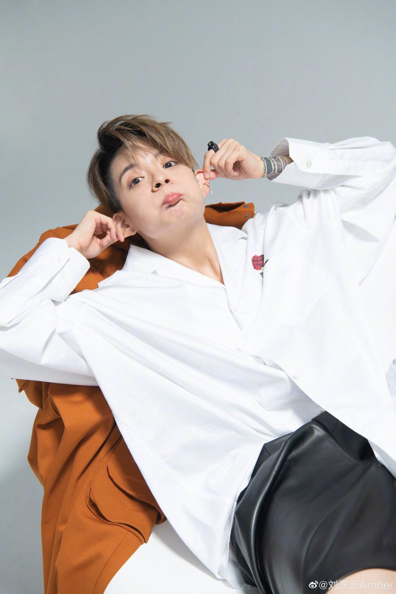 affxtionsg's tweet photo. 210917 Amber Weibo Update-🌹@ajol_llama 
#HappyBersDay
#LlamaYiyunDay
#fx #에프엑스 #엠버 #刘逸云 #Amber #AmberLiu https://t.co/LnhzctlJwo