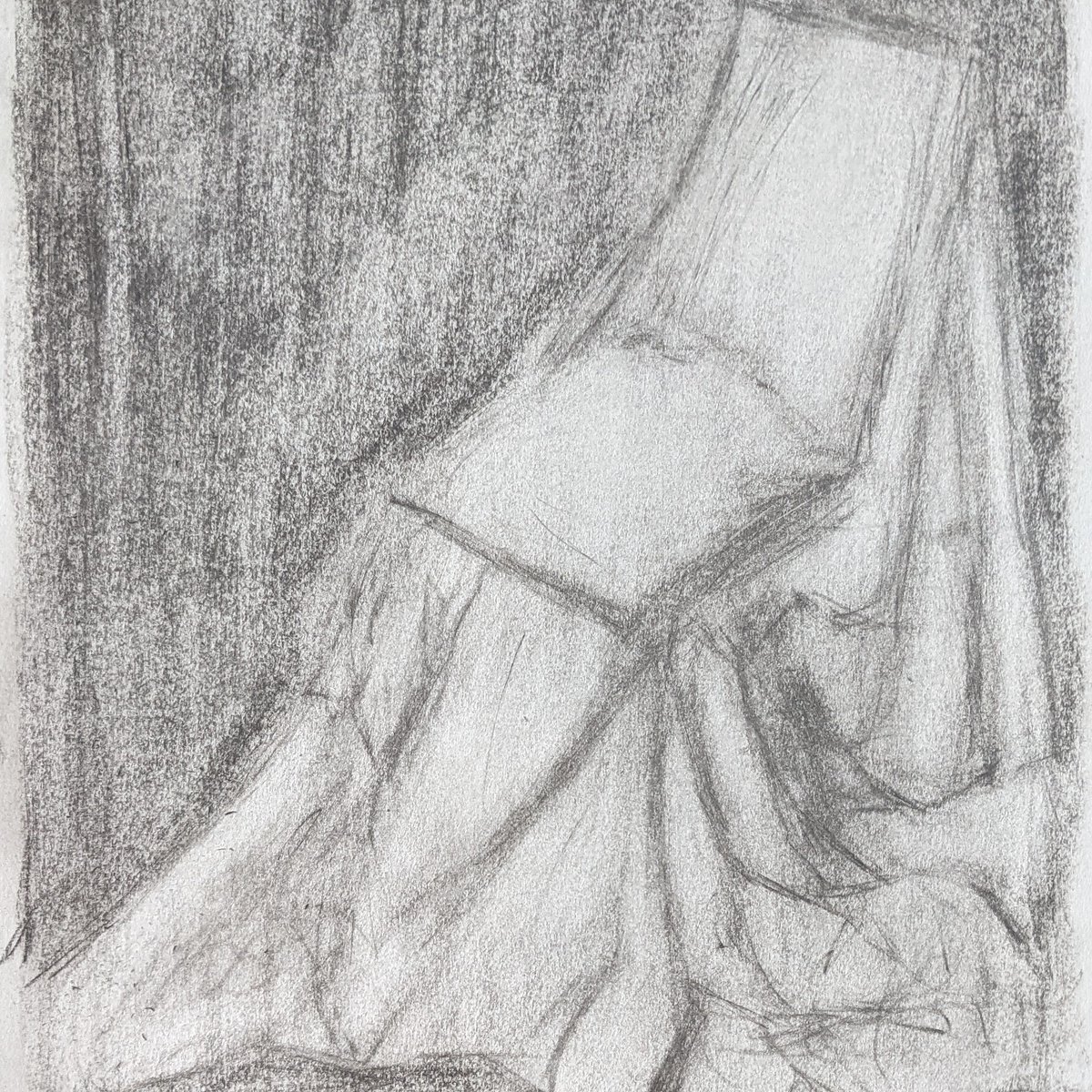 AddisonJ99's tweet photo. This is my update for my progress for my first art classes this semester! https://t.co/jrBVE3p4eo