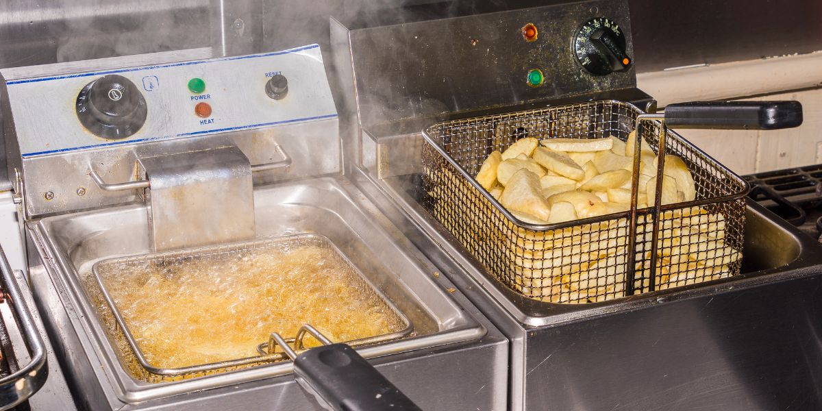 JJSeptic's tweet photo. 3 Dangers of Not Cleaning Your Restaurant's Grease Trap https://t.co/xbl4HTwlgB https://t.co/0laZd5XWuM