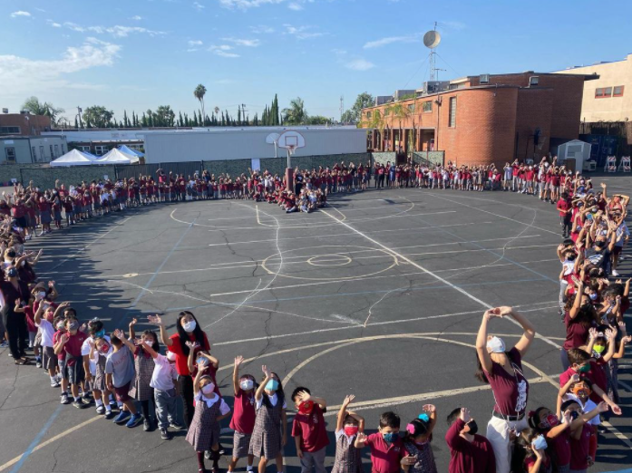 DualLanguageLA's tweet image. All Souls World Language Catholic School in Alhambra celebrates it's continued amazing growth! From being closed to over 370 students today!

#dli
#alhambra

@allsoulsla
We ❤️ All Souls! 🥰