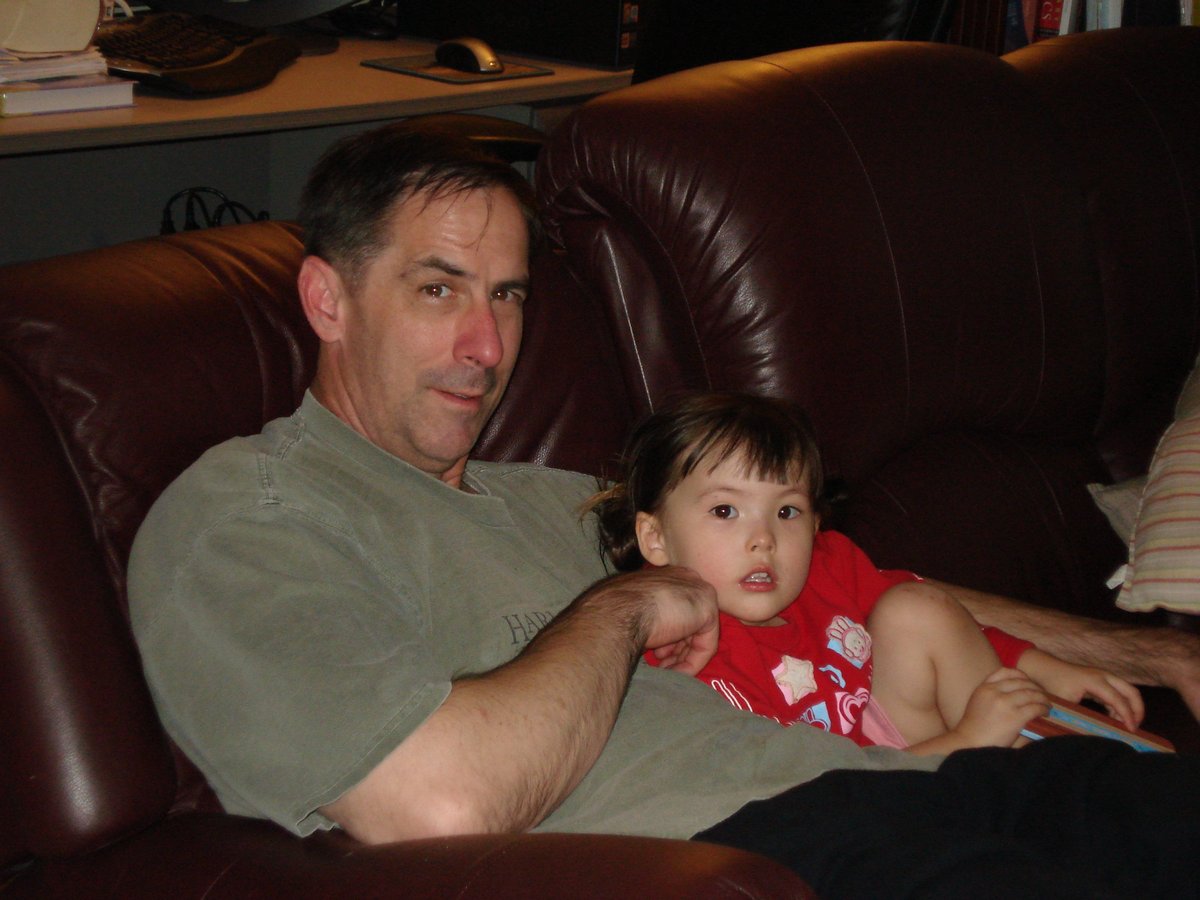 _StrangerAtHome's tweet image. "It's called compassion fatigue...I'd been hearing all the war stories...I just started to take all of that on. I'd lost 40 lbs. in a very short period of time, I wasn't sleeping. The night it happened, I thought I was having a stroke." - Dr. Mark Russell