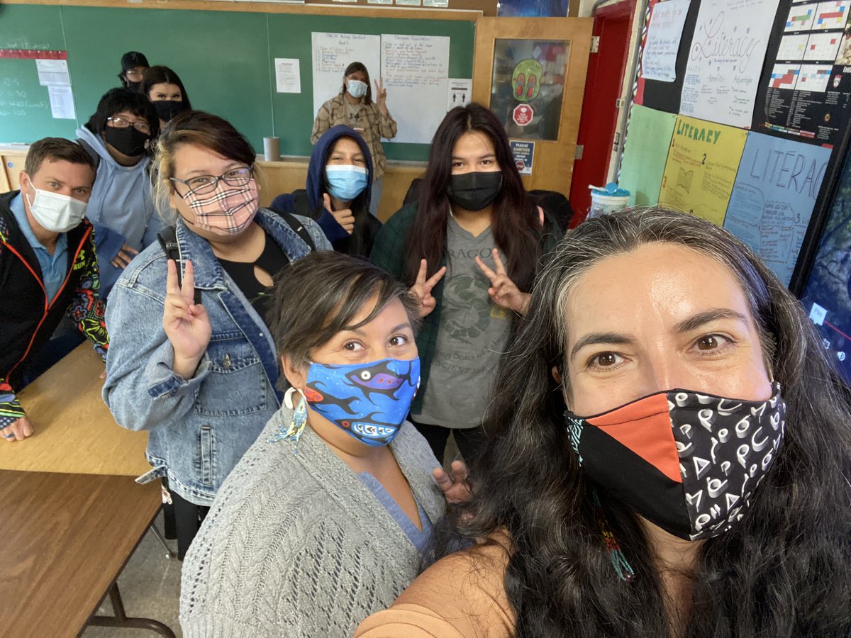 cbcpodcasts's tweet photo. Happy to see the creators of this podcast out sharing knowledge with young storytellers today.

@TanyaTalaga &amp; @JoleneBanning are running a journalism workshop for students at Dennis Franklin Cromarty High School in Thunder Bay. 

✌️✌️✌️

#BehindtheScenes #SpirittoSoar #DFCHS https://t.co/srgGWjXO5M