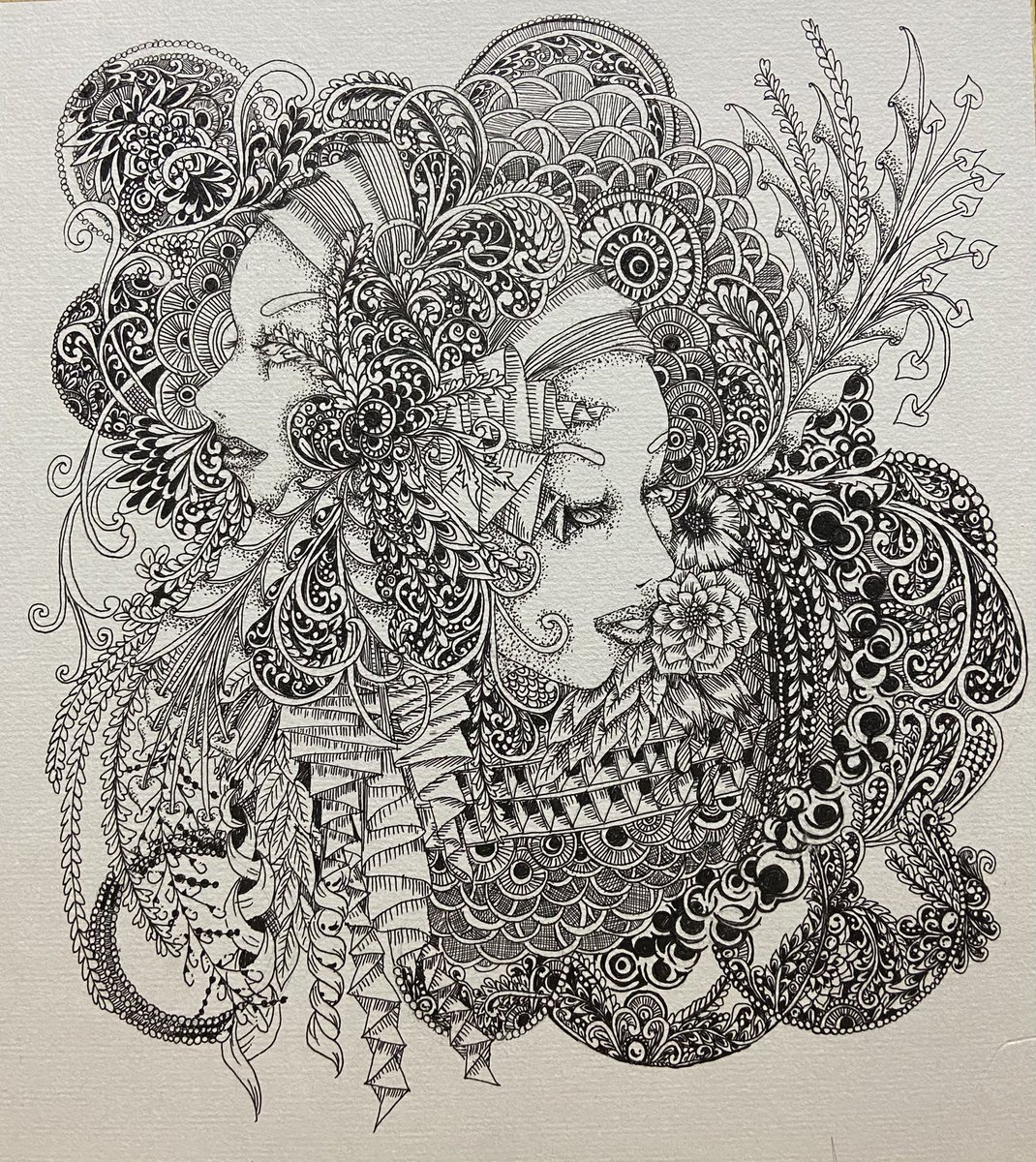 hisafire's tweet photo. Instagramでアンケートをとり着色します。その前に白黒の完成。
#モノクロ　#monochrome
#artwork #drawing #penart
#アートワーク #ドローイング 
#イラスト #illustration #zentangle #ゼンタングル #ZIA  #picture #painter https://t.co/lMtQBWxp54