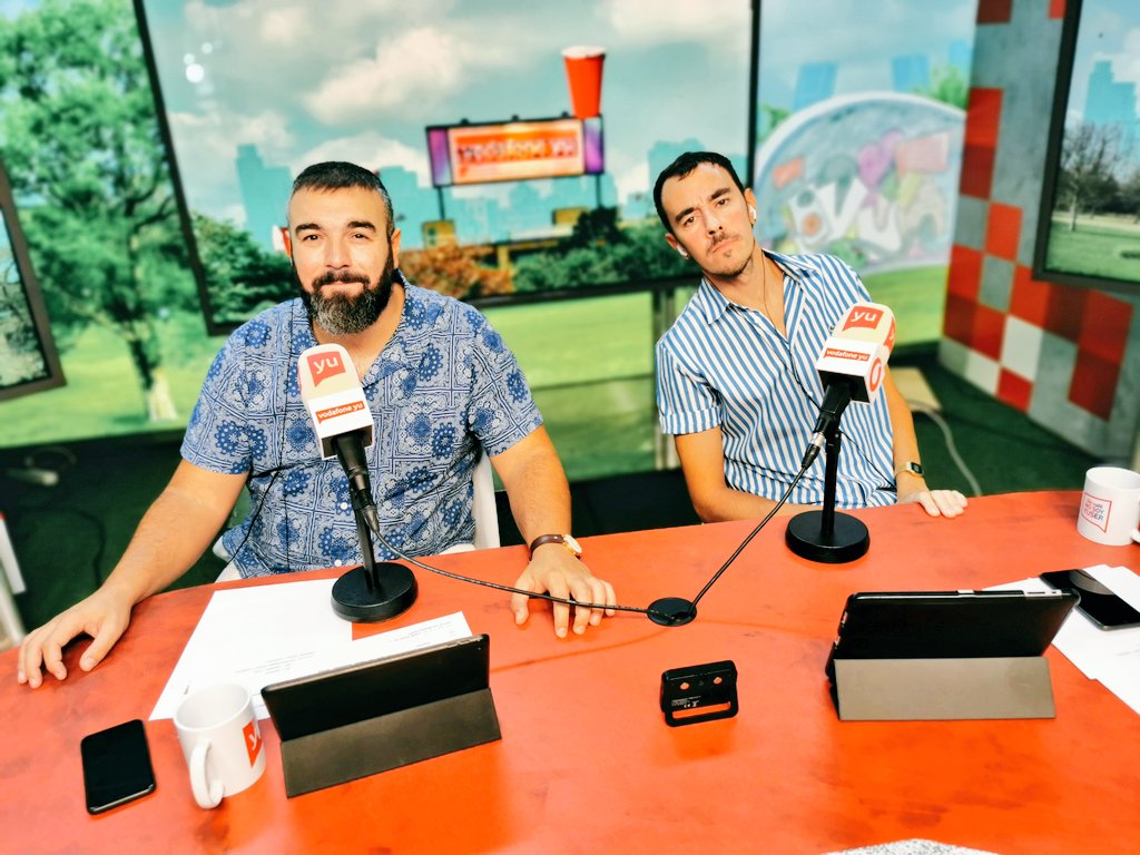 Vodafone yu (@vodafoneyu) on Twitter photo ¡Recuerda que a las 17h has quedado en <a href="/europa_fm/">Europa FM</a> con <a href="/Pantomima_Full/">Pantomima Full</a>, <a href="/SrFox/">David Ibáñez-Fox</a>, <a href="/Delaportemusic/">Delaporte</a>, <a href="/elcejasofficial/">El Cejas</a>, <a href="/iLeoVlogs/">Leo</a> y una visita sorpresa! ¿Quién será 🤭? #yuAfterWork ¡Recuerda que a las 17h has quedado en <a href="/europa_fm/">Europa FM</a> con <a href="/Pantomima_Full/">Pantomima Full</a>, <a href="/SrFox/">David Ibáñez-Fox</a>, <a href="/Delaportemusic/">Delaporte</a>, <a href="/elcejasofficial/">El Cejas</a>, <a href="/iLeoVlogs/">Leo</a> y una visita sorpresa! ¿Quién será 🤭? #yuAfterWork