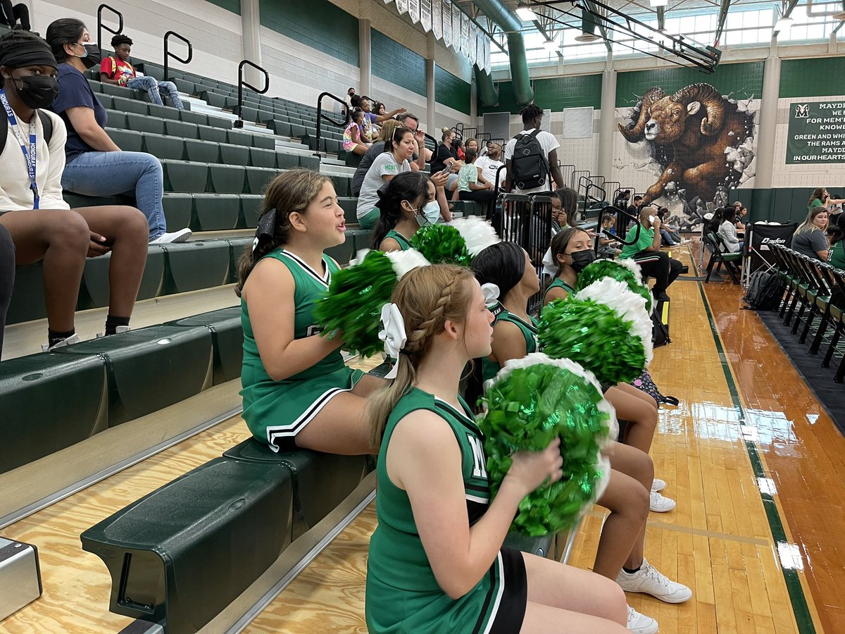 📣 Great job last night Lady Gators! 📣