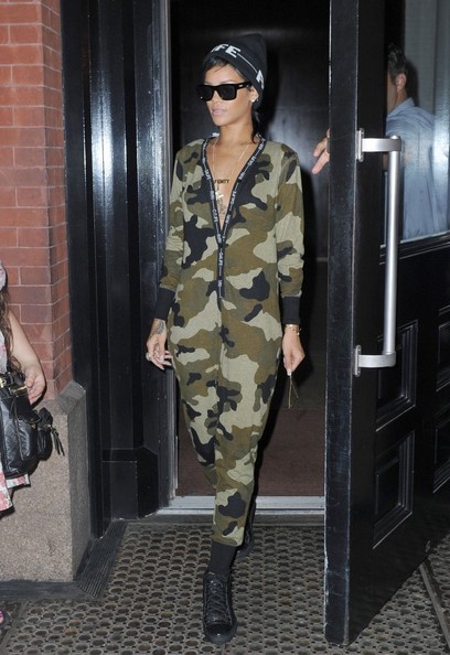 Small_Time_Bets's tweet photo. @MeebitsDAO Meebit #16868 can only be @rihanna
#meelebrity https://t.co/tAWCP48QlY