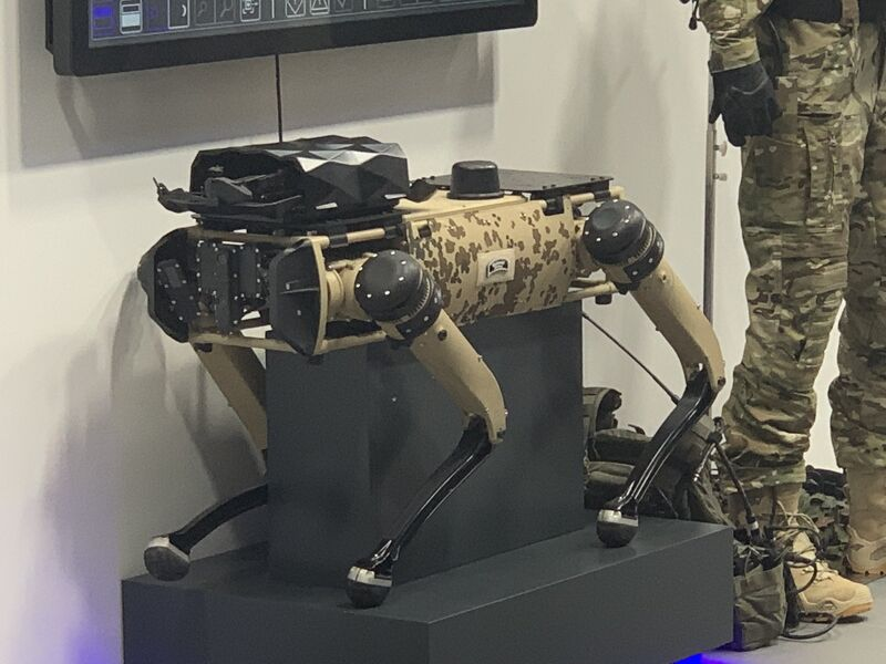 OakLeafDefense's tweet photo. @DSEI_event @Rheinmetall has been experimenting with Ghost Robotics' V60 quadruped UGV seen below equipped with nano #UAS #ugv #qugv #unmannedsystems #robotics #uas #dsei2021 #melanierovery #innovation #technology #Defense #AI https://t.co/HaqZJL6uK2